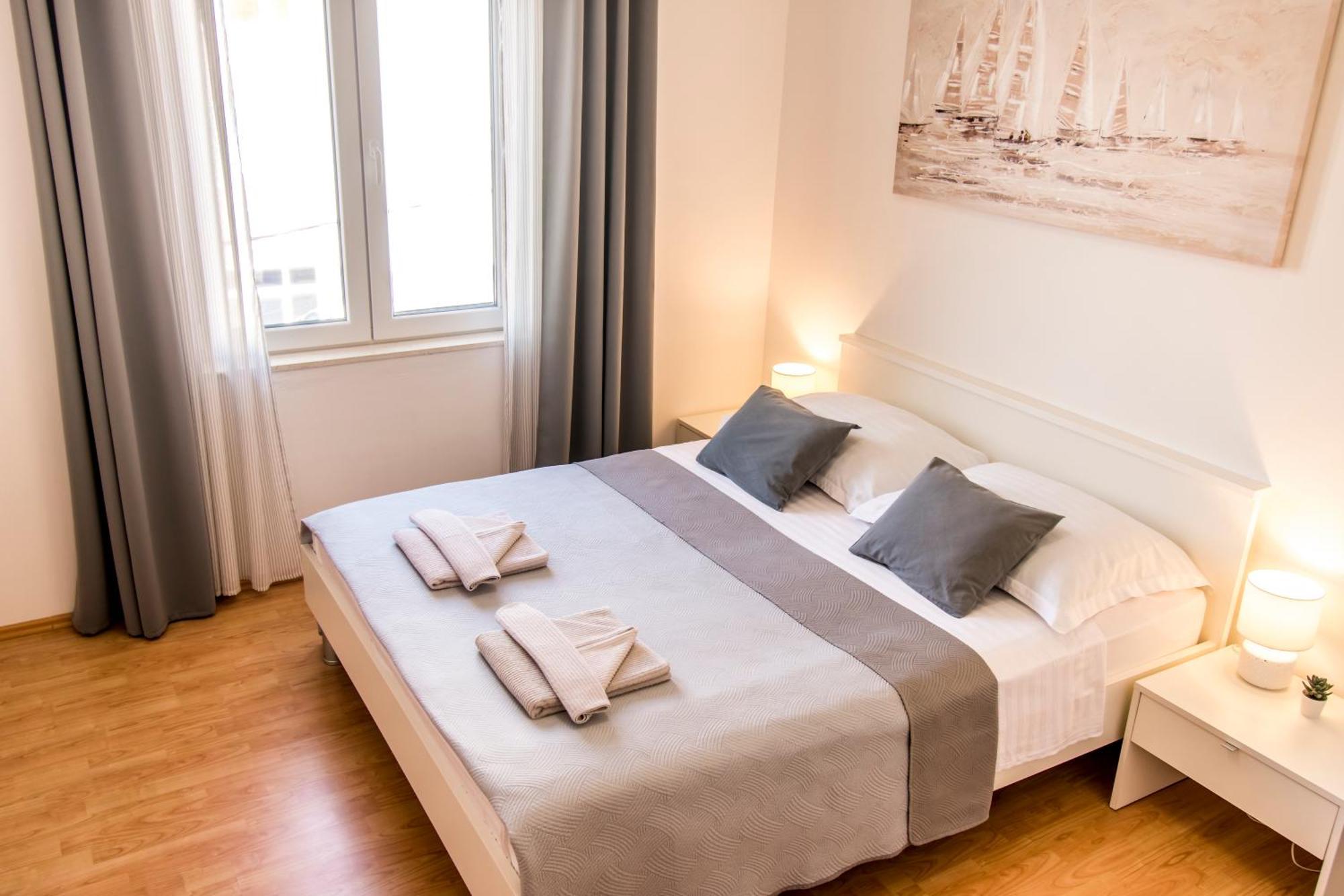 Apartments Curic Τρογκίρ Εξωτερικό φωτογραφία
